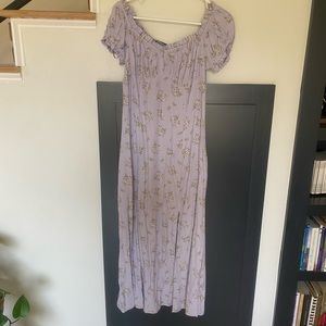 Floral H&M midi dress. Size medium. NWT